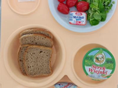 Posiłek na dzień 17.09.2025 roku - kolacja dieta cukrzycowa - dieta z ograniczeniem łatwo przyswajalnych węglowodanów.