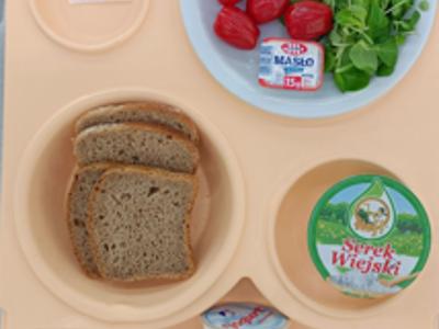 Posiłek na dzień 15.10.2025 roku - kolacja dieta cukrzycowa - dieta z ograniczeniem łatwo przyswajalnych węglowodanów.