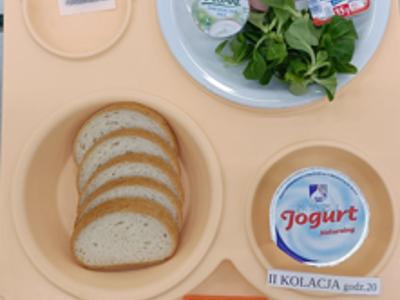 Posiłek na dzień 21.10.2025 roku - kolacja dieta łatwostrawna bogatobiałkowa.