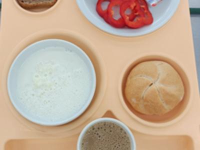 Posiłek na dzień 21.10.2025 roku - śniadanie dieta podstawowa.