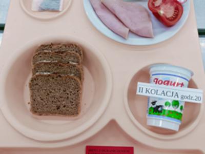 Posiłek na dzień 31.10.2025 roku - kolacja dieta cukrzycowa - dieta z ograniczeniem łatwo przyswajalnych węglowodanów.