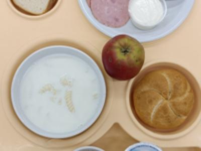 Posiłek na dzień 27.10.2025 roku - śniadanie dieta łatwostrawna bogatobiałkowa.