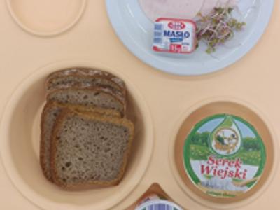 Posiłek na dzień 03.12.2025 roku - kolacja dieta cukrzycowa - dieta z ograniczeniem łatwo przyswajalnych węglowodanów.