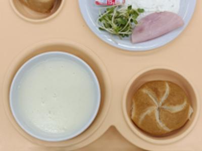 Posiłek na dzień 17.12.2025 roku - śniadanie dieta łatwostrawna bogatobiałkowa.