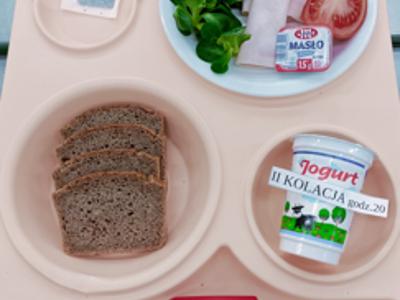 Posiłek na dzień 23.12.2025 roku - kolacja dieta cukrzycowa - dieta z ograniczeniem łatwo przyswajalnych węglowodanów.