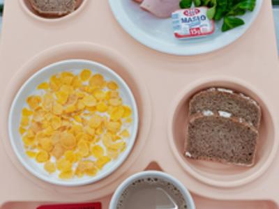 Posiłek na dzień 30.12.2025 roku - śniadanie dieta cukrzycowa - dieta z ograniczeniem łatwo przyswajalnych węglowodanów.