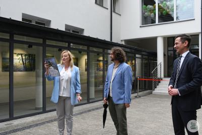 Wystawy i wernisaże w Galerii Leśnej oraz Kuźni Kultury "Dawna Kaplica"
