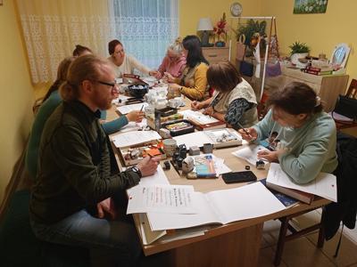 uczestnicy podczas zajęć w Bartągu