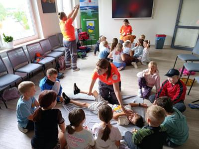 Warsztaty z zakresu pierwszej pomocy z Fundacją FENI w ramach akcji Lipiec w GOK