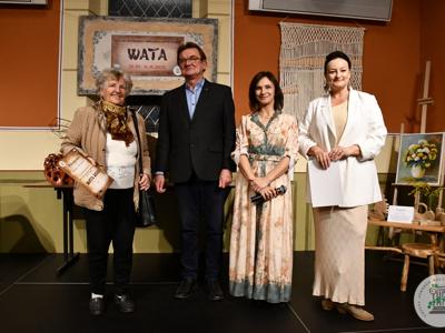 Uczestnicy wernisażu WATA 2025