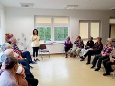 Relacja ze spotkania w świetlicy w Tomaszkowie z panią Darią Zyguła - psychologiem i trenerką Mindfulness i instruktorką świadomego oddechu
