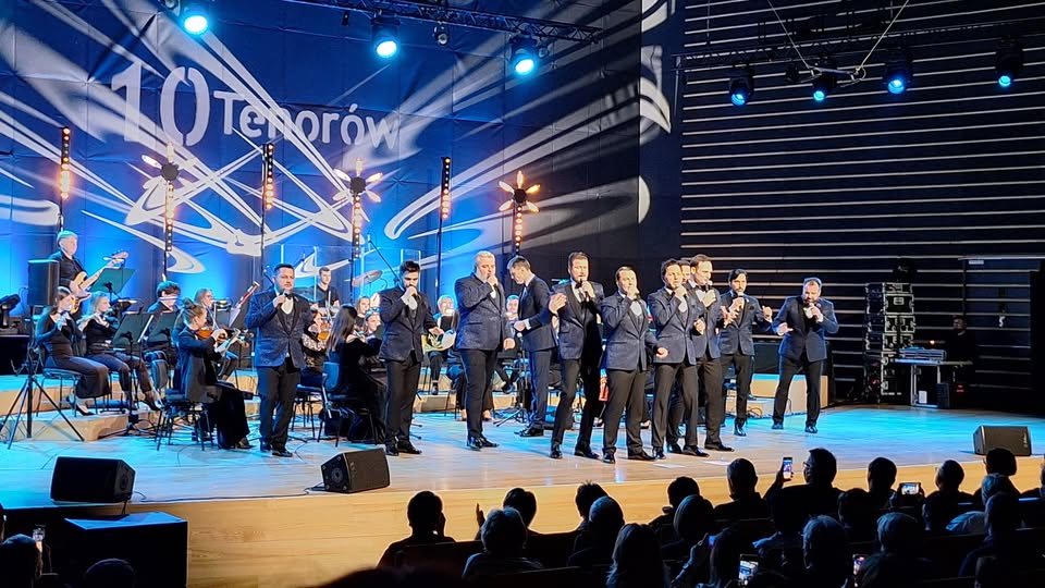 Koncert 10-ciu Tenorów w Olsztynie w filharmonii