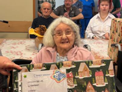 akcja Listy  -  Fundacja Święty Mikołaj dla Seniora