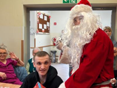 akcja Listy  -  Fundacja Święty Mikołaj dla Seniora