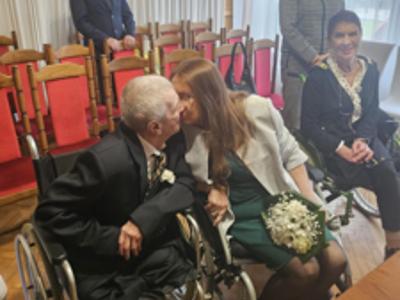 Ślub mieszkańców DPS w Młodzieszynie