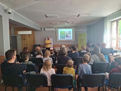 spotkanie autorskie, widnownia skierowana do przodu