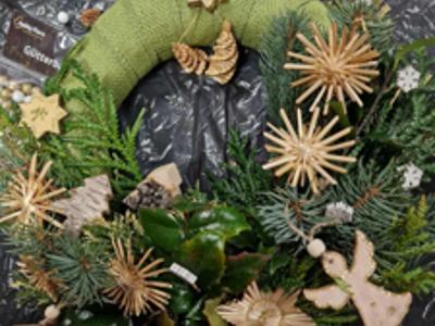 wianek ręcznie wykonany