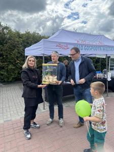Festiwalu Sportu 11 maja - licytacja o tort bezowy4