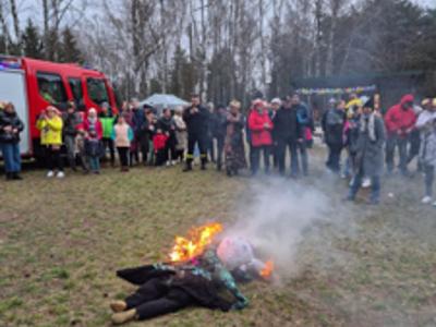 Międzypokoleniowe Powitanie Wiosny foto4