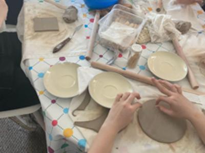 Warsztaty ceramiczne oraz Wielkanoc dla dzieci w Świetlicy w Łazach3