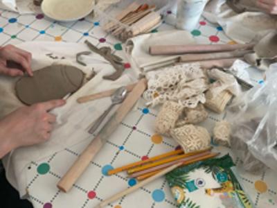 Warsztaty ceramiczne oraz Wielkanoc dla dzieci w Świetlicy w Łazach2