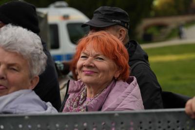 Uśmiechnięta pani.