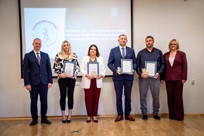 Zdjęcia z oficjalnej części obchodów Jubileuszu 15 - lecia Stowarzyszenia 