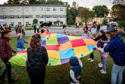 Zdjęcia z pikniku zorganizowanego z okazji obchodów 15 - lecia Stowarzyszenia 