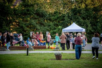 Zdjęcia z pikniku zorganizowanego z okazji obchodów 15 - lecia Stowarzyszenia 