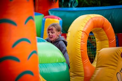 Zdjęcia z pikniku zorganizowanego z okazji obchodów 15 - lecia Stowarzyszenia 