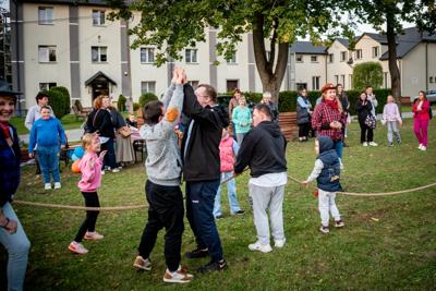 Zdjęcia z pikniku zorganizowanego z okazji obchodów 15 - lecia Stowarzyszenia 