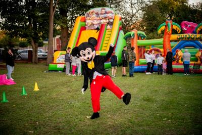 Zdjęcia z pikniku zorganizowanego z okazji obchodów 15 - lecia Stowarzyszenia 