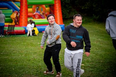 Zdjęcia z pikniku zorganizowanego z okazji obchodów 15 - lecia Stowarzyszenia 