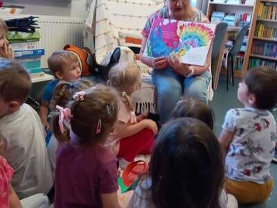 piękne ilustracje z książki robią wrażenie na dzieciach