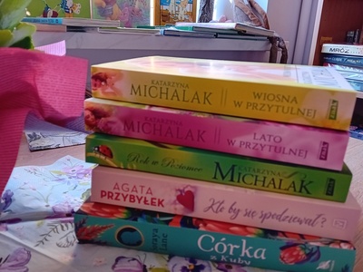 powieści obyczajowe