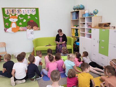 czytanie książki o działaniu serca