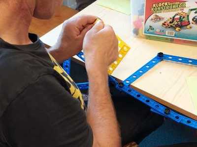 budowanie figur z klocków