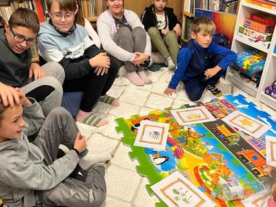 zaczarowana butelka przepowiada naszą przyszłość