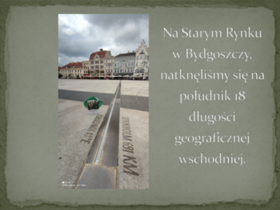 Zdjęcie książki na tle starego rynku w Bydgoszczy