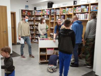 uczestnicy gry bibliotecznej