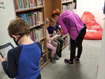 uczestnicy gry bibliotecznej
