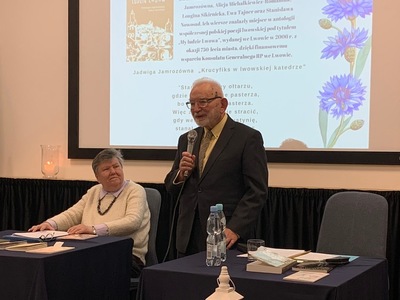 Przemawia Profesor Czarnik