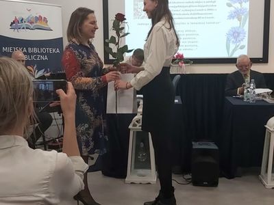 Podziękowania dla Gabrieli za recytację poezji