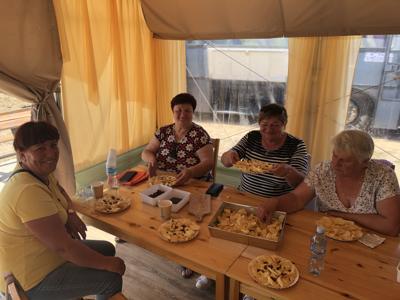 Wyjazd seniorów z Klubu Seniora do przedsiębiorstwa ekonomii społecznej (5 czerwca 2023 r.)