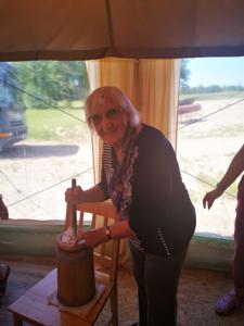 Wyjazd seniorów w ramach projektu „Aktywny senior” do przedsiębiorstwa ekonomii społecznej (6 czerwca 2023 r.)