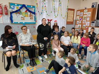 Kolędowanie w Świetlicy Socjoterapeutycznej „Dom” (19 grudnia 2023 r.)
