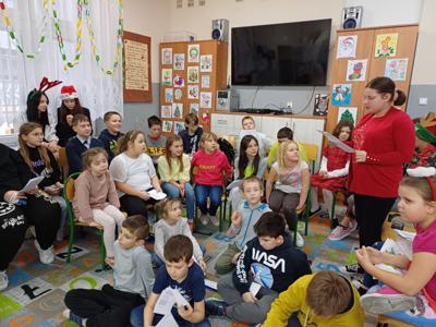 Kolędowanie w Świetlicy Socjoterapeutycznej „Dom” (19 grudnia 2023 r.)
