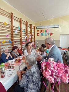 Dzień Kobiet w Klubie Seniora (8 marca 2024 r.)