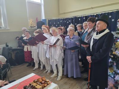 Spotkanie wigilijne w Klubie Seniora (12 grudnia 2024 r.)