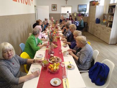 Walentynkowe spotkanie w Klubie Seniora (14 lutego 2025 r.)